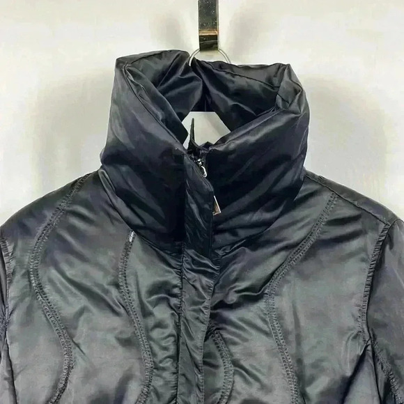 XOXO Women’s Puffer Jacket Short Length Black Turtleneck Pockets Zip Front XL - Picture 6 of 14